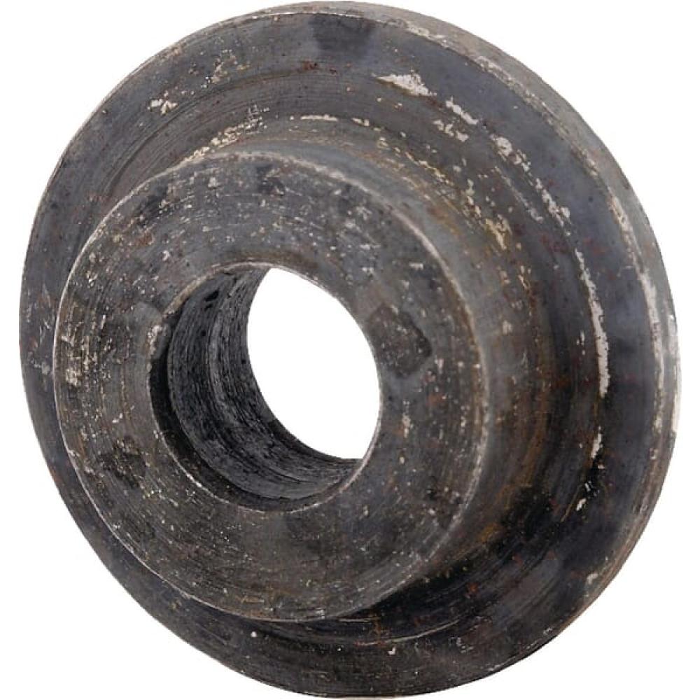 Angled front view with bag zipped and handles upright.