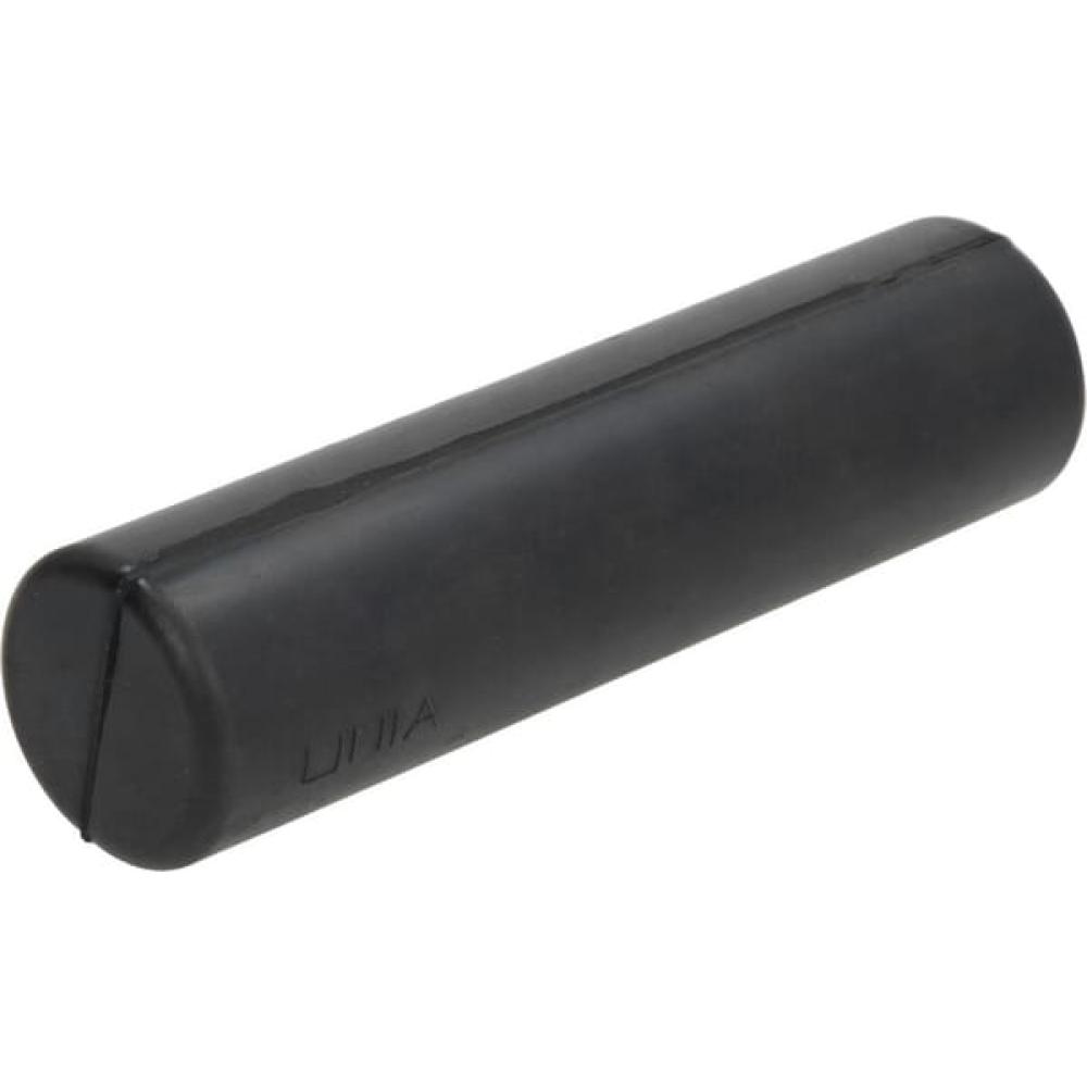 Angled front view with bag zipped and handles upright.