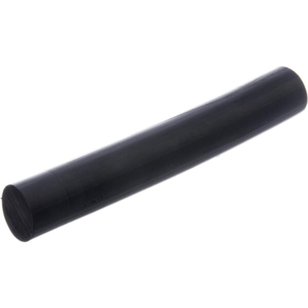 Angled front view with bag zipped and handles upright.