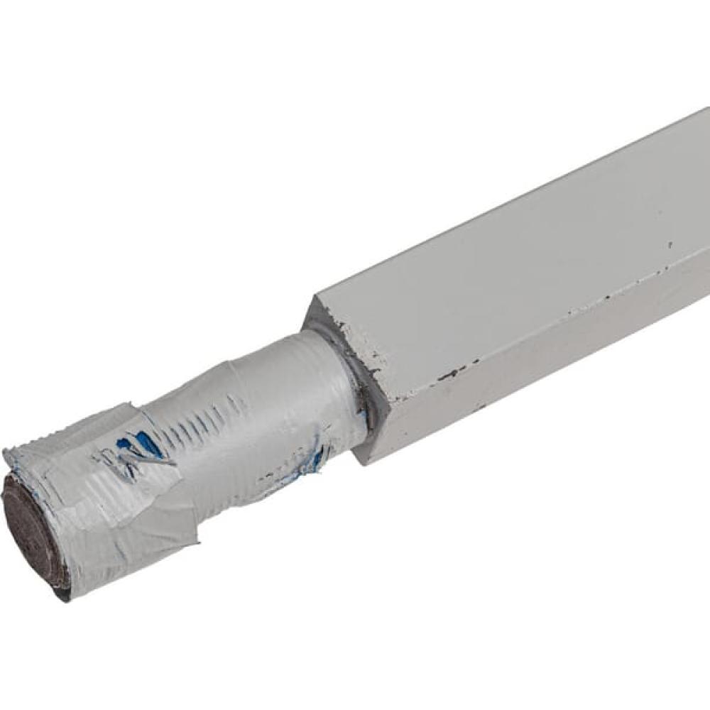 Angled front view with bag zipped and handles upright.