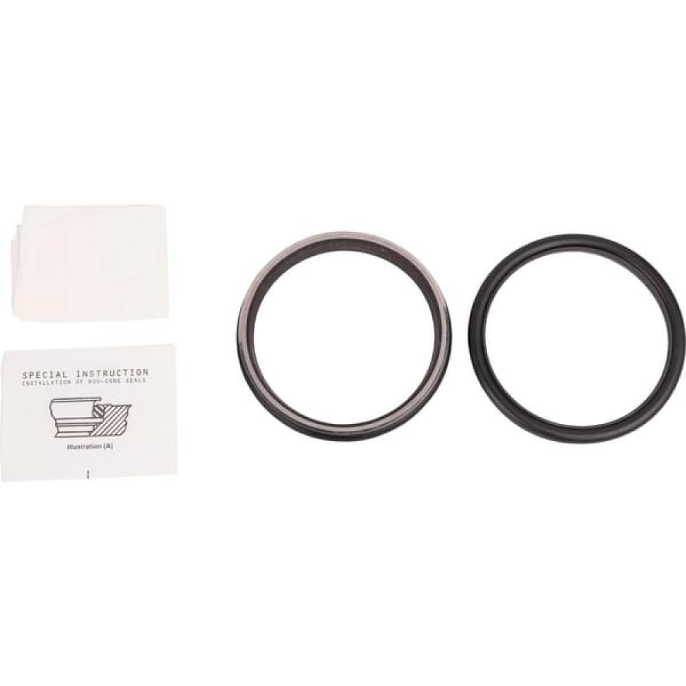 Angled front view with bag zipped and handles upright.