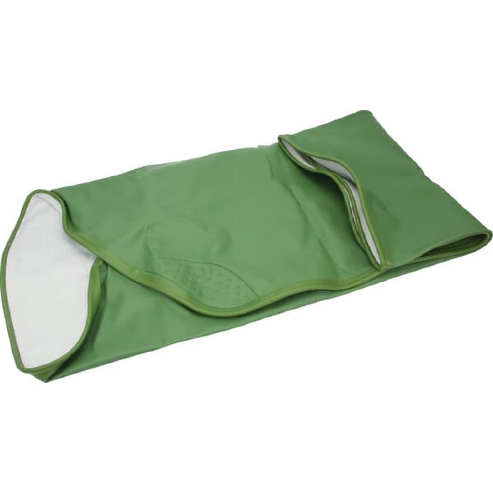 Angled front view with bag zipped and handles upright.