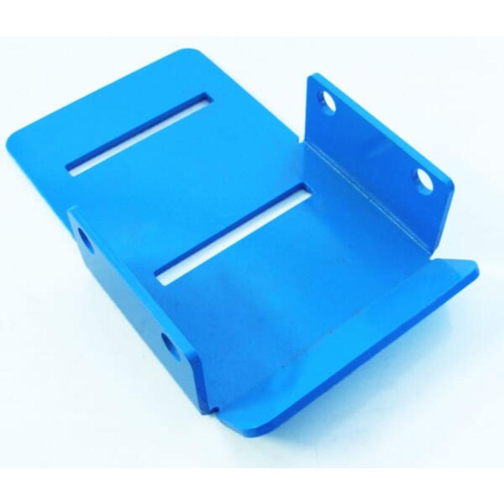 Angled front view with bag zipped and handles upright.