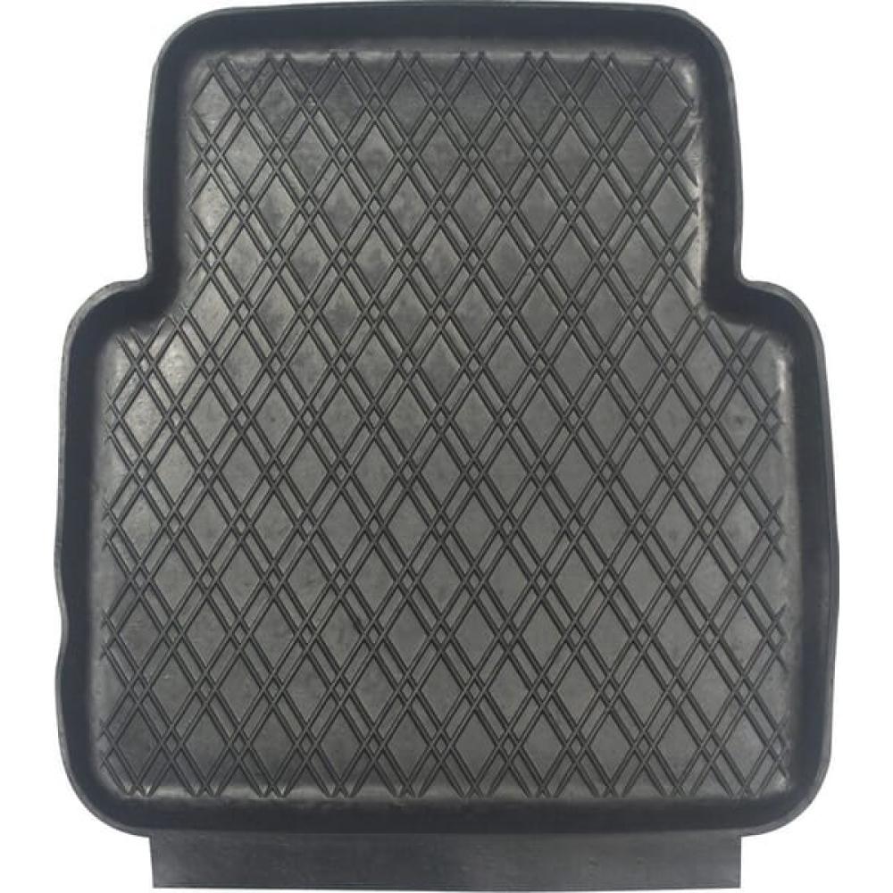 Angled front view with bag zipped and handles upright.
