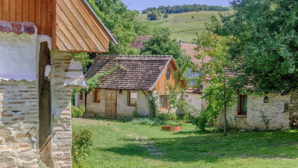 Cazari rustice in Romania Cazari rustice in Romania