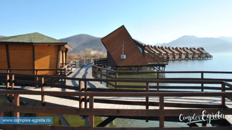COMPLEX-EGRETA-BERZASCA-5 casute pe apa in Romania