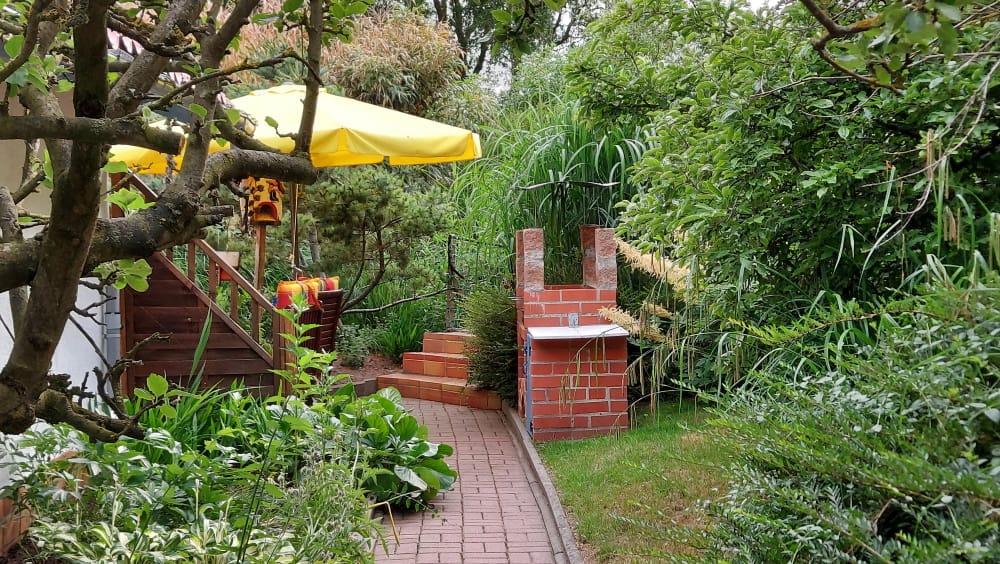 Ferienhaus Julchen im Garten 4ZimmerFerienwohnung Ferienhaus