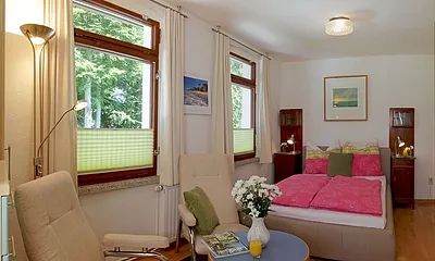 "Usedom Ahoi" - idyllisch im Grünen und strandnah, 2-Zimmer-Ferienwohnung (Nr. 6)