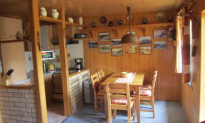 Kochnische mit Essecke 