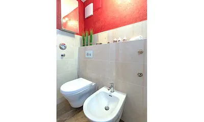 und WC und Bidet