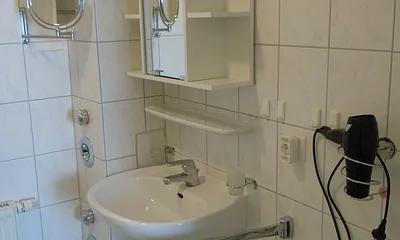 Teilansicht des Bades