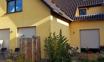 Hinteransicht, Balkon der Ferienwohnung