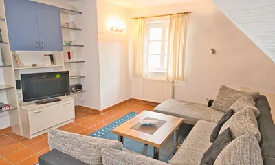 strandnahe Fewos in schöner Lage, 2-Zimmer-Ferienwohnung (A49 Arkonaschwalbe)