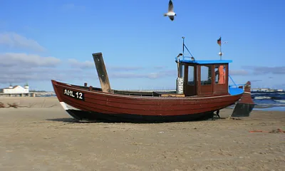 Fischerboot am Strand