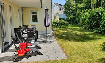 Die Terrasse lädt ein zum Entspannen und Erholen.