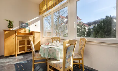 Die Küche ist nach Südosten ausgerichtet.