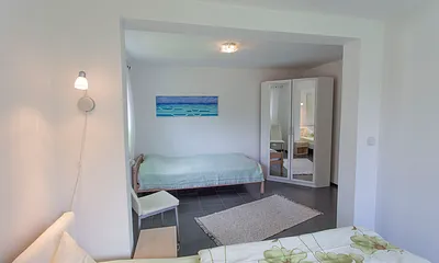 Schlafbereich Doppel- und Einzelbett