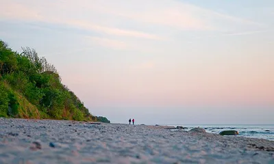 Am kilometerweiten Sandstrand die Seele baumeln lassen.