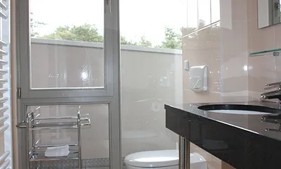 2. kleine Badezimmer