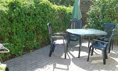 nach Süden ausgerichtete Terasse