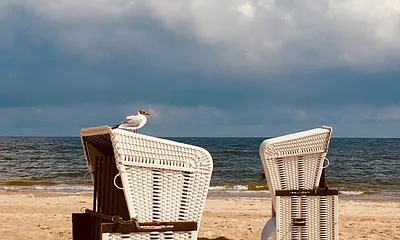 Einen Strandkorb gibt es kostenfrei dazu