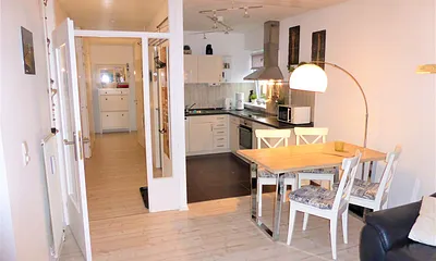 Eßzimmer-Küche-Flur