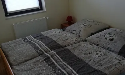Schlafzimmer 2