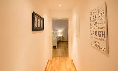 Flur zum Schlafzimmer