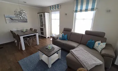 Blick ins Wohnzimmer