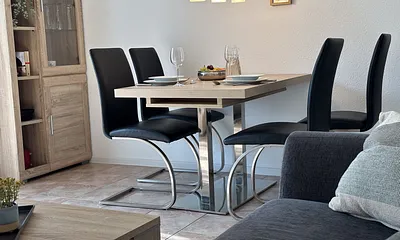 GEMEINSAMES ABENDESSEN