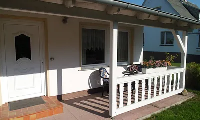 Terrasse mit Sitzmöglichkeit