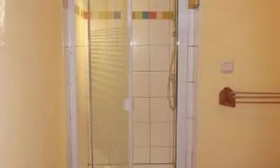 zweite Dusche im Schlafzimmer