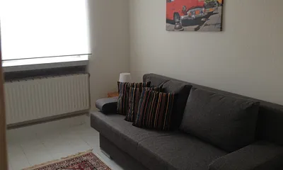 Schlafcouch im Schlafzimmer 2