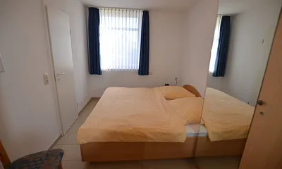 Schlafzimmer I mit Doppelbett