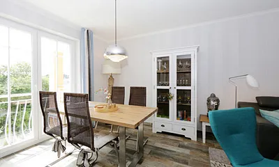 Eßtisch im Wohnbereich