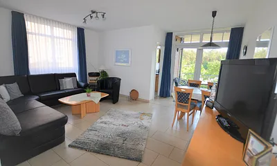 Fewo mit 2 Bäder, Schwimmbad, Sauna, WLAN, Telefon, 3-Zimmer-Ferienwohnung (Whg. 8 mit Balkon)