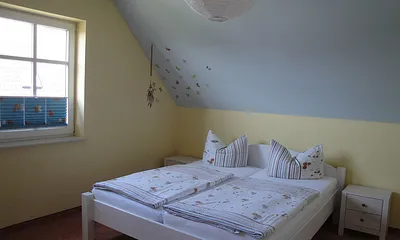 Schlafzimmer 2