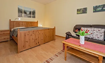 Wohn-u. Schlafzimmer