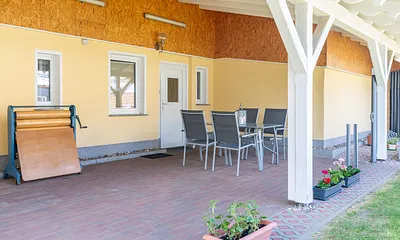 Überdachte Sitzecke