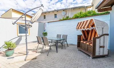 Sitzecke mit Strandkorb