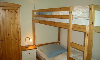 2. Schlafzimmer