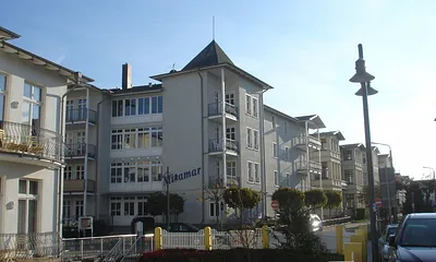 Gebäude-Außenansicht