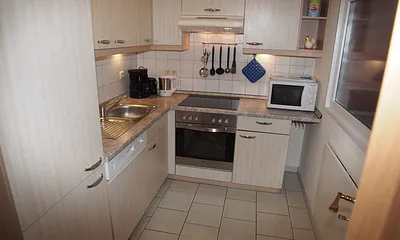 separater Küchenbereich voll ausgestattet