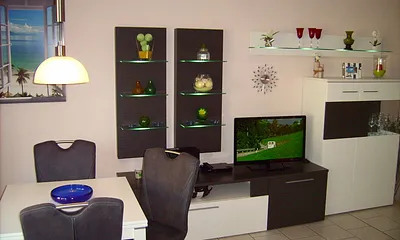 Wohnbereich mit moderner Wohnwand