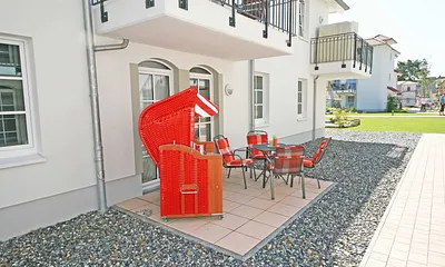 möblierte Terrasse (West)