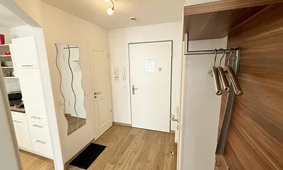 Wohnung  Ostseesilber - vom Flur aus Blick in die Küche