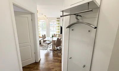 Eingangsbereich mit Garderobe