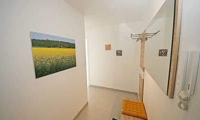 Flur mit Garderobe
