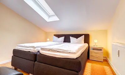 Schlafzimmer II mit Doppelbett