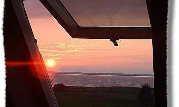 Sonnenuntergang - Blick aus dem Schlafzimmerfenster